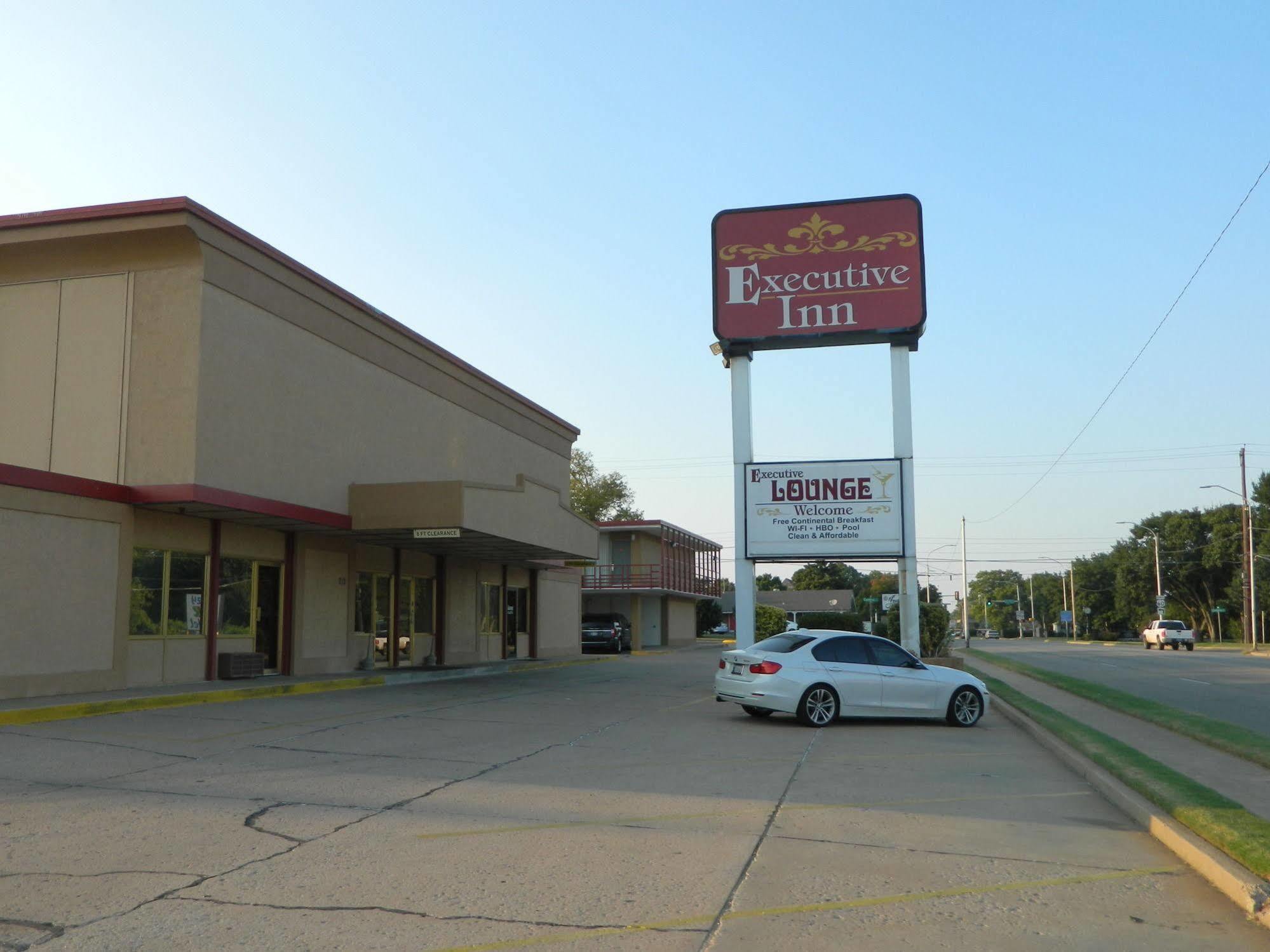 Executive Inn Ponca City Exterior foto